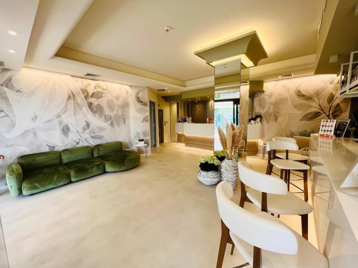 Hotel Savoy 카오를레 외부 사진