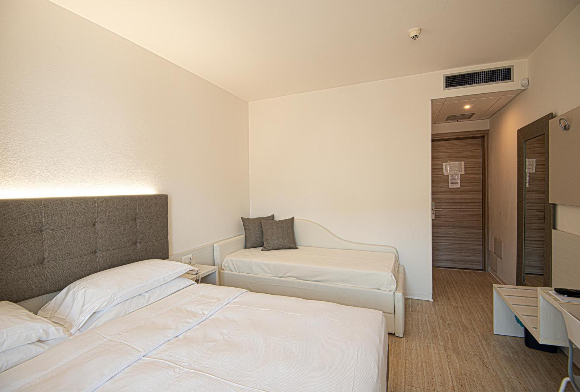 Hotel Savoy 카오를레 외부 사진