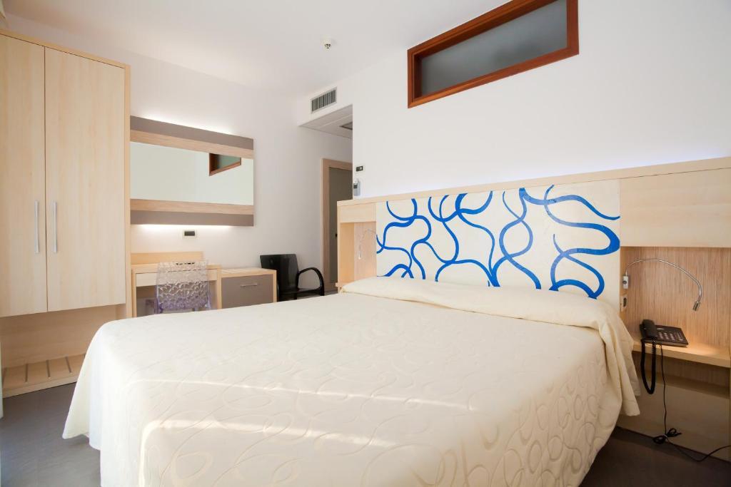 Hotel Savoy 카오를레 객실 사진
